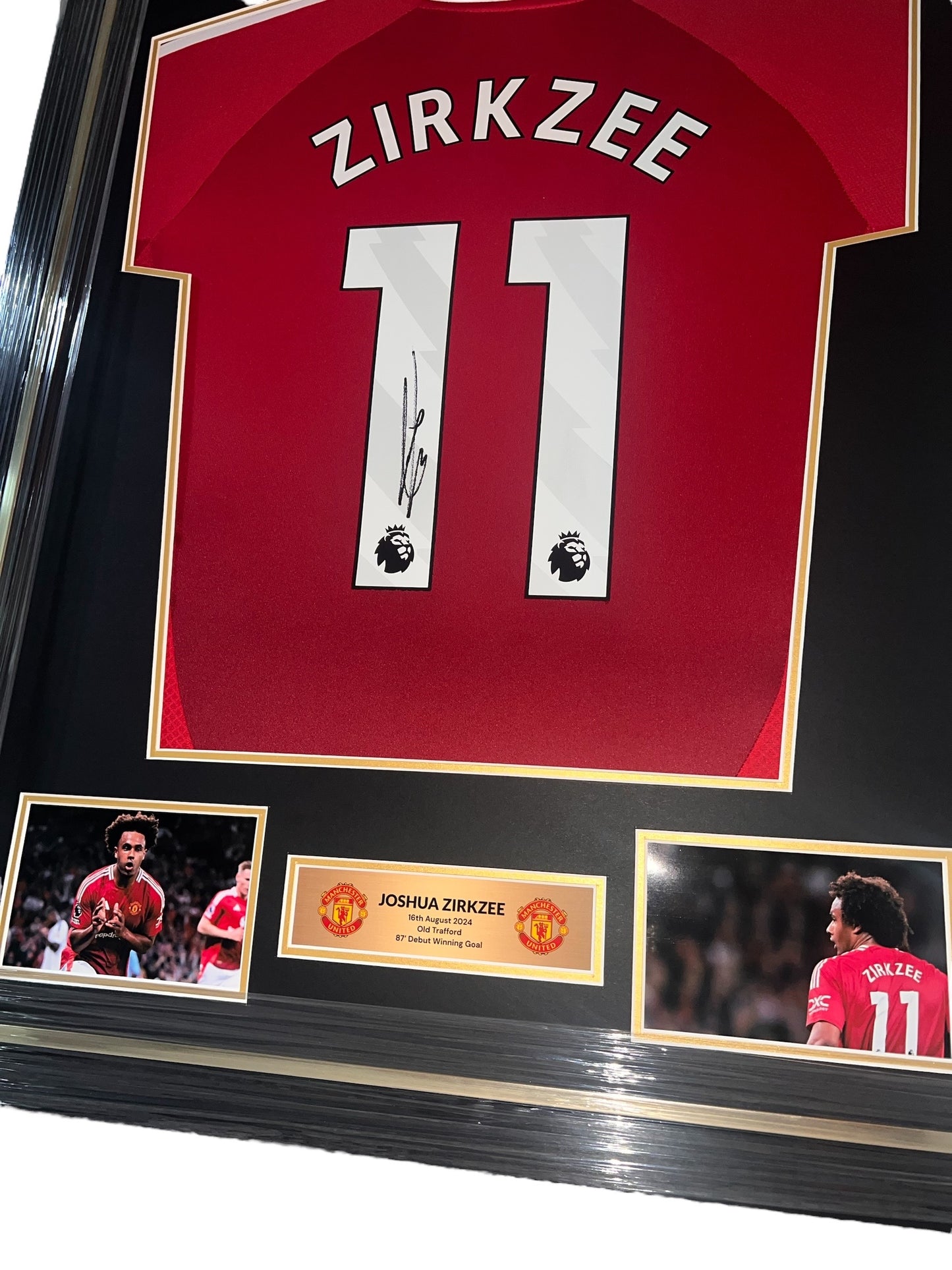 Joshua Zirkzee Signed Manchester United 24/25 Home Shirt- Deluxe Framed